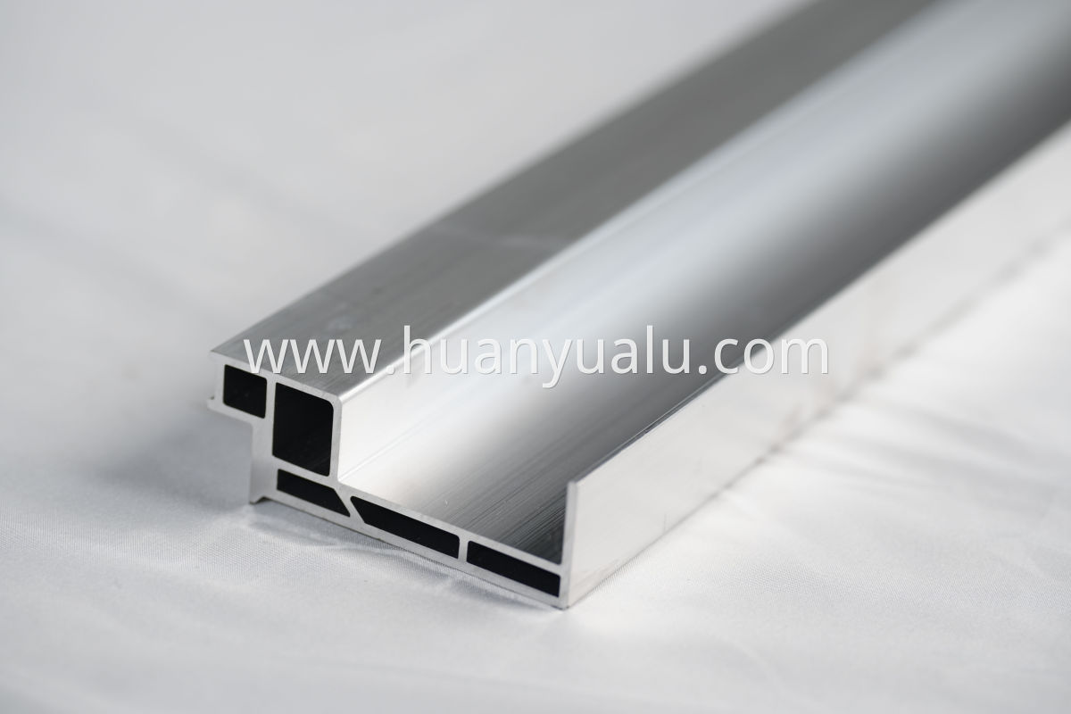 Battery tray